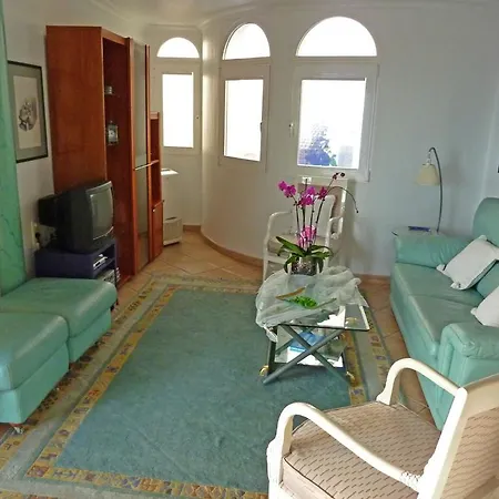 Casa Las Cupulas